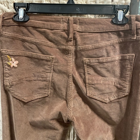 Driftwood flare leg with embroidery on outer legs and back pocket - Picture 3 of 4